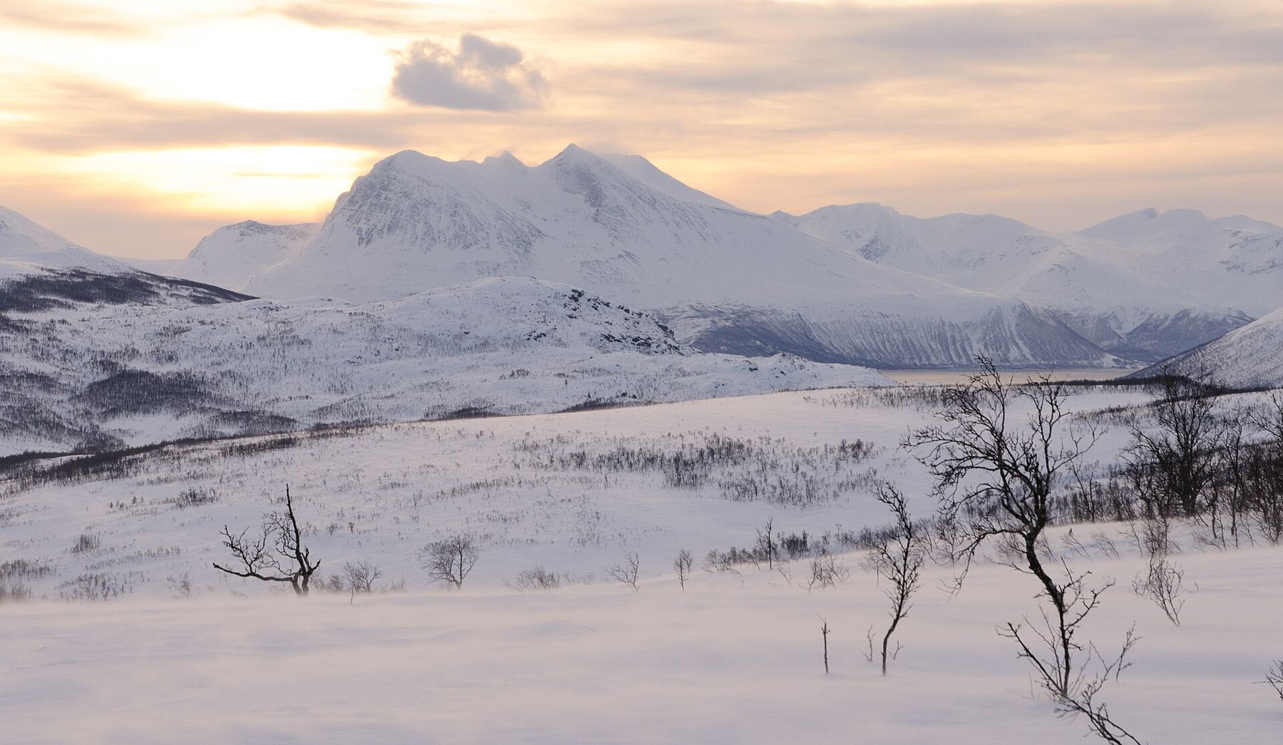 Winter mountains south of Tromsø